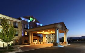 Holiday Inn Express Hotel & Suites Longmont By Ihg